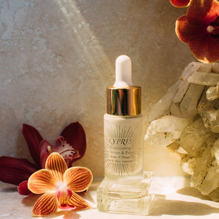 Illuminating Eye: Daytime Serum & Primer